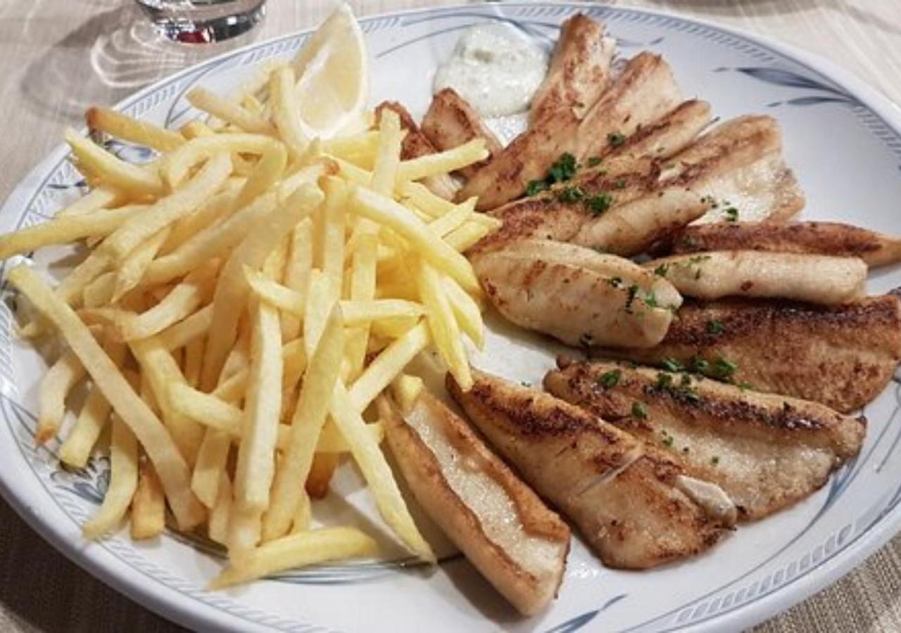ホテル Le Rivage Saint-Gingolph エクステリア 写真