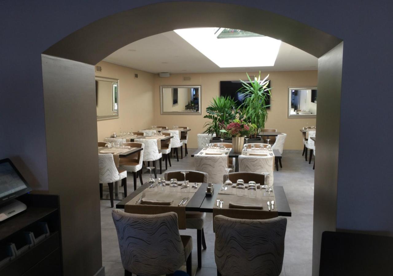 ホテル Le Rivage Saint-Gingolph エクステリア 写真